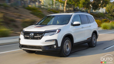 Honda Recall Over Defective Hood Latch Affects Over 51,000 Models in Canada